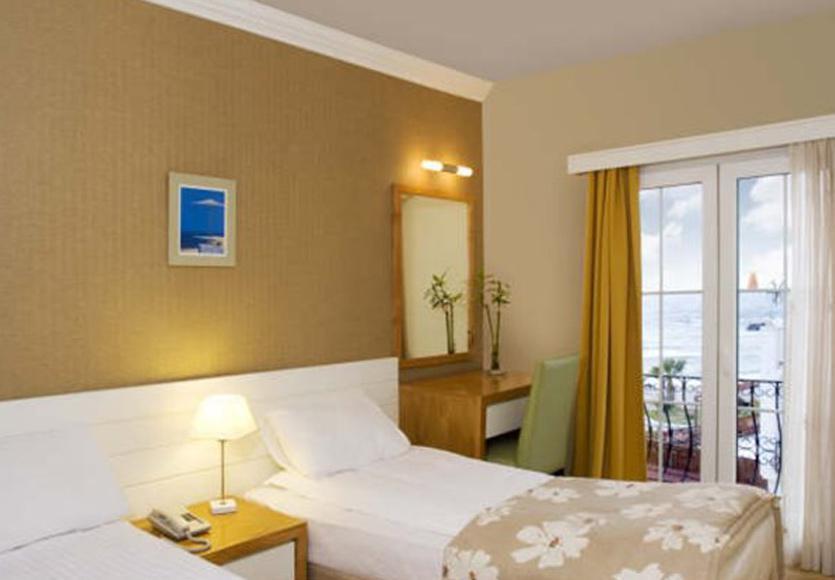 Kortan Hotel Turgutreis Extérieur photo